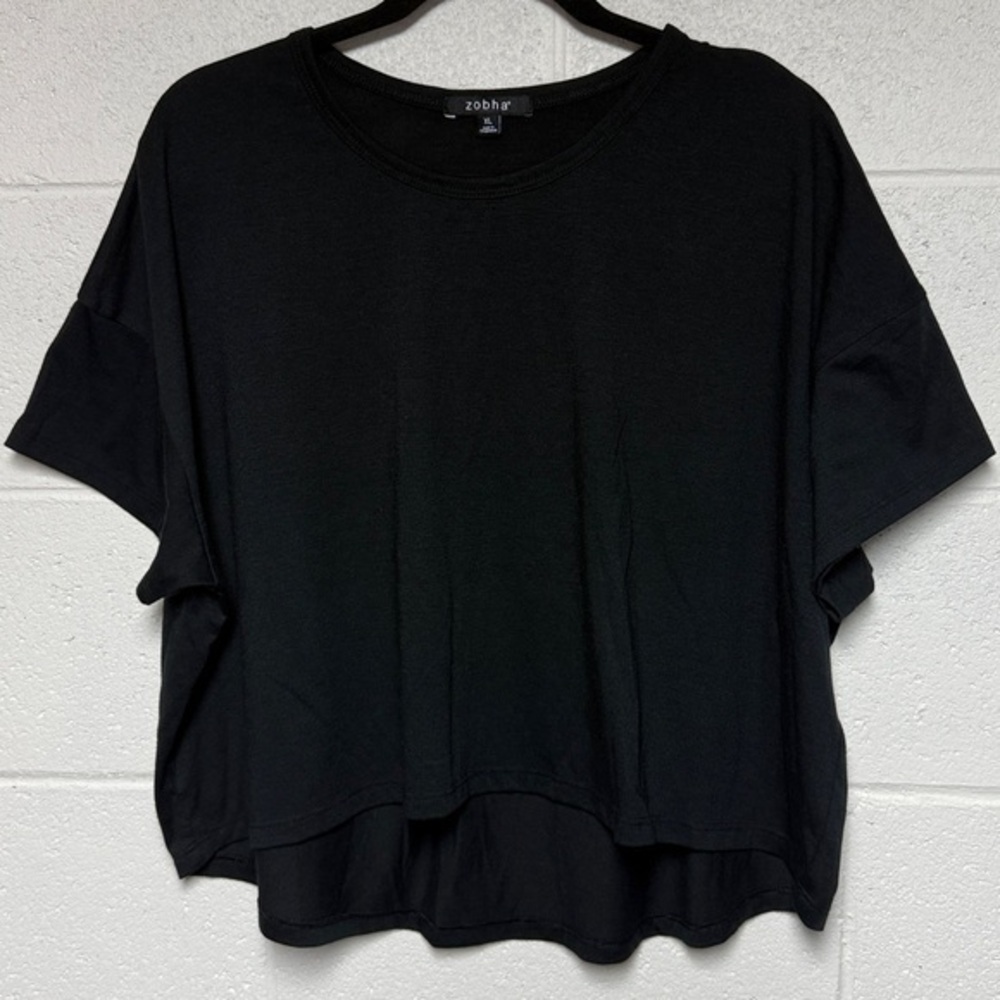 Zobha Black‎ T-Shirt